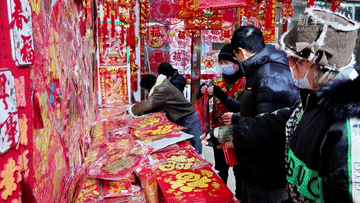 品类足 年味浓 各地年货市场供销两旺