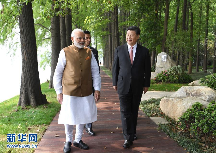 习近平同印度总理莫迪在武汉举行非正式会晤