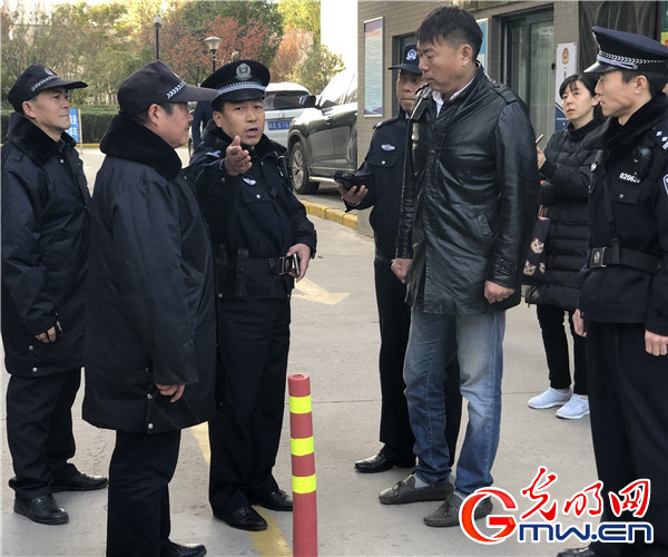 【“枫桥经验”新实践】模范“片儿警”汪勇：浓情融入群众 无悔扎根社区
