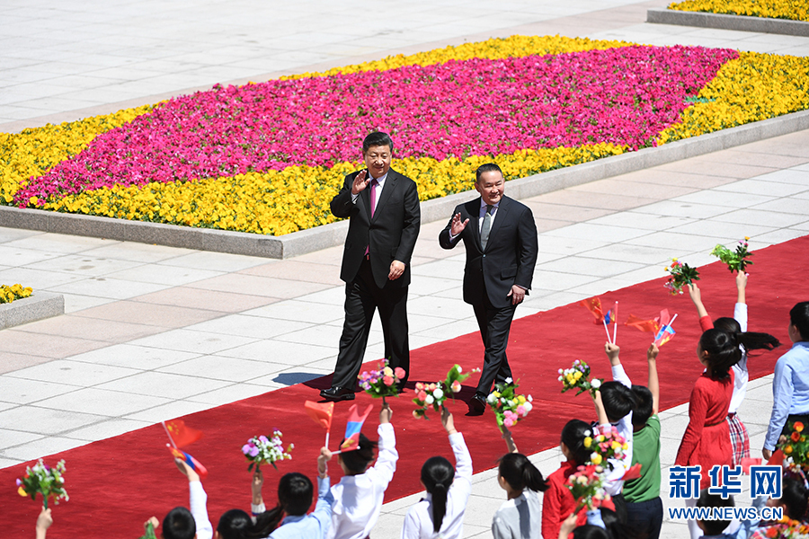 习近平同蒙古国总统巴特图勒嘎举行会谈