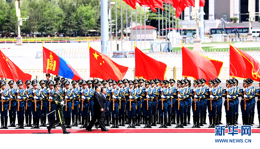 习近平同蒙古国总统巴特图勒嘎举行会谈