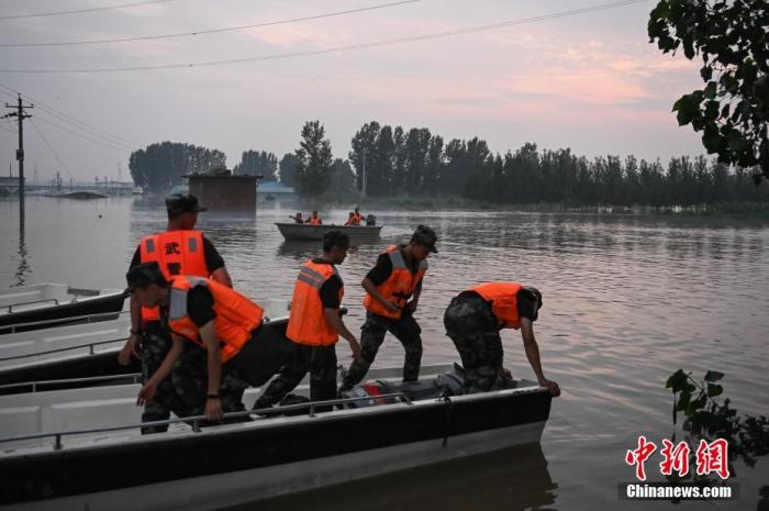 直击洪水围困的新乡：那一夜，他们不得不二次转移