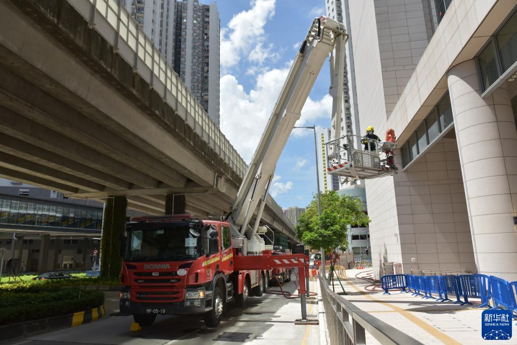 澳门和珠海举行跨境消防联合演习