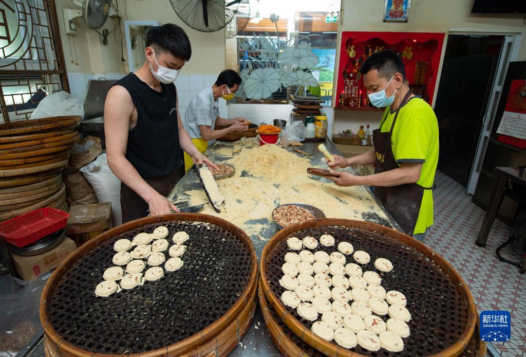 闻香识饼家——探访澳门老字号之一