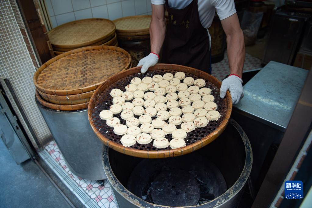 闻香识饼家——探访澳门老字号之一