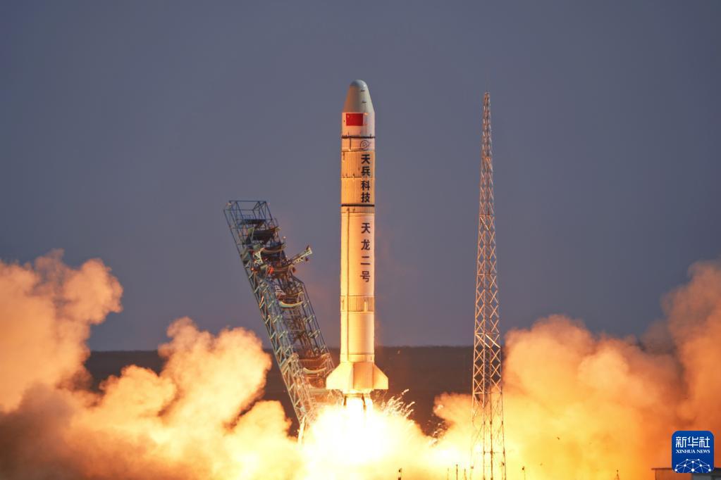 天龙二号遥一运载火箭发射成功