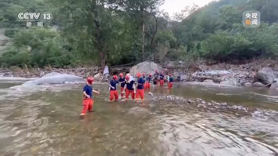 焦点访谈丨风雨同舟 人民至上 坚决打赢这场硬仗