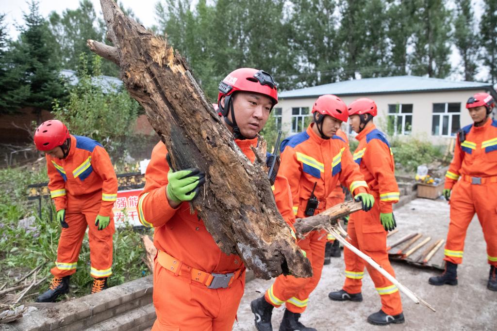 黑龙江全力抗击洪涝灾害 捍卫民众生命财产安全