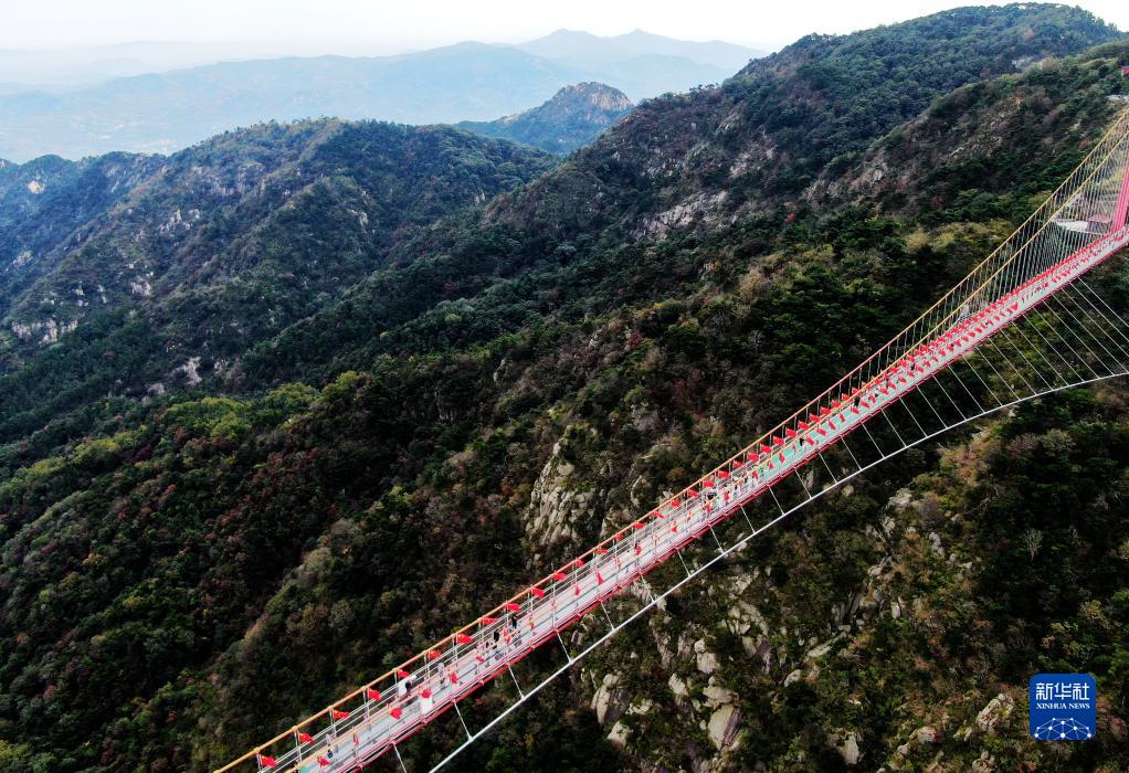 假期旅游热 祖国山河美
