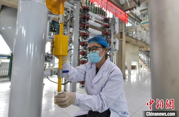 (走进口岸看新疆)阿拉山口口岸国际物流枢纽作用日益凸显 (走进口岸看新疆)阿拉山口口岸国际物流枢纽作用日益凸显