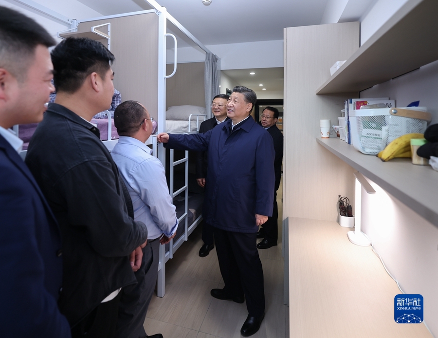 习近平在上海考察 返京途中在江苏盐城考察