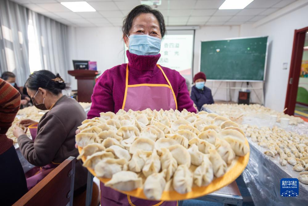 包饺子 迎冬至 暖民心