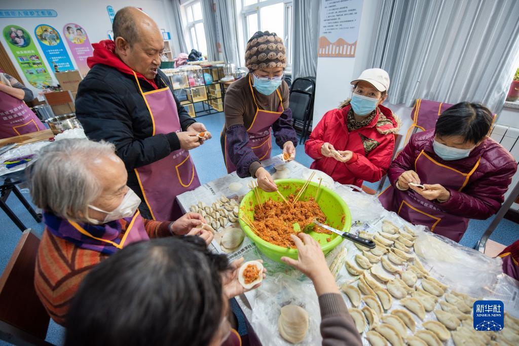 包饺子 迎冬至 暖民心