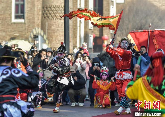 锦绣中国年｜乌鲁木齐：大巴扎里过大年