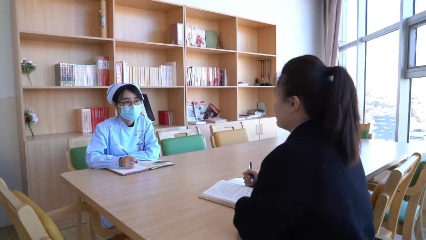 代表委员履职故事|全国人大代表李丹丹:优化社区助老服务 让老年人“老有所养” 代表委员履职故事|全国人大代表李丹丹:优化社区助老服务 让老年人“老有所养”