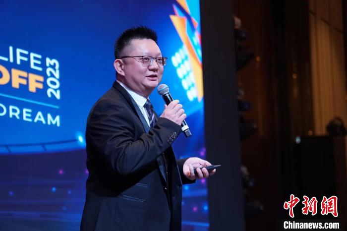 台湾女婿“登陆”十七载 走南闯北科普健康理念