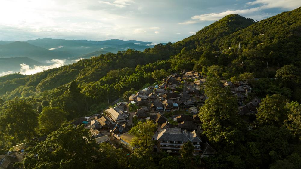 云南在青山绿水间书写生态保护答卷