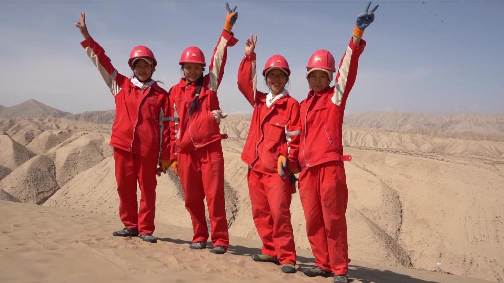 新华视点丨致敬劳动者 平凡岗位上的光芒万丈