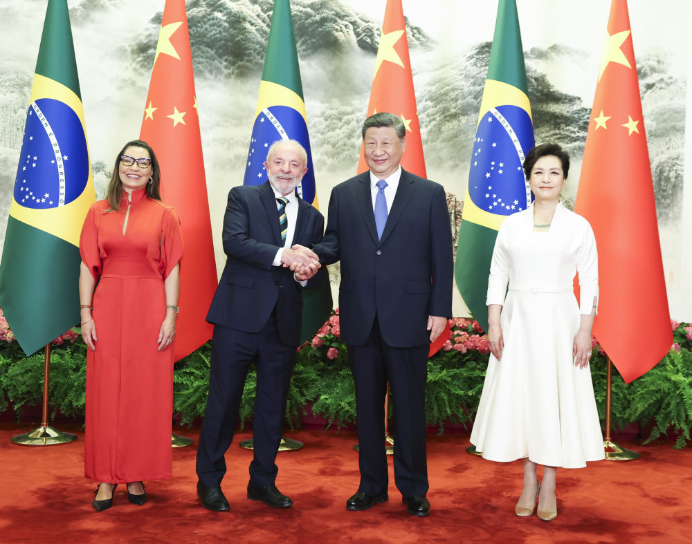 习近平同巴西总统卢拉会谈