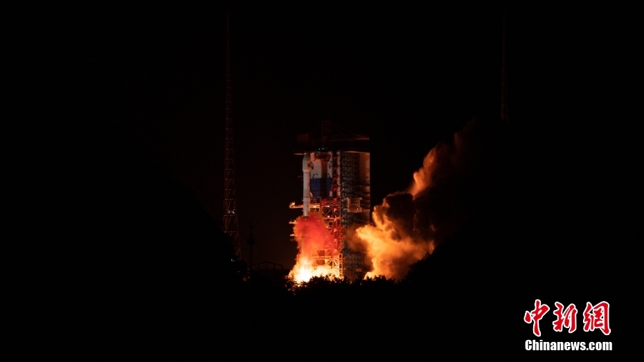 中国成功发射通信技术试验卫星十九号