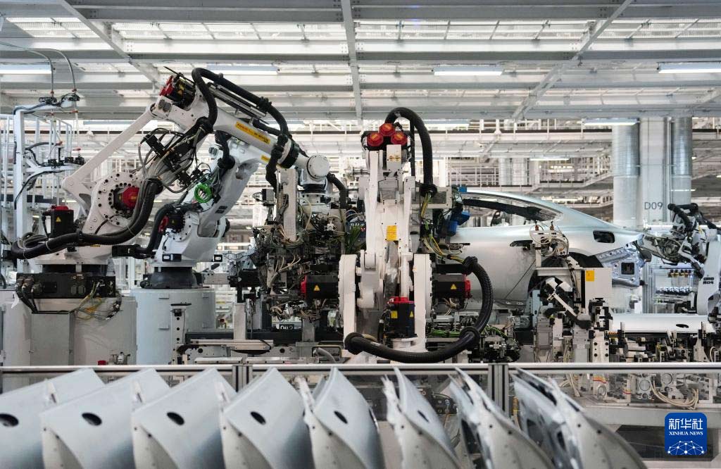 活力中国调研行丨76秒,下线一辆车!——在小米汽车工厂感悟分秒间的创新力 活力中国调研行丨76秒,下线一辆车!——在小米汽车工厂感悟分秒间的创新力