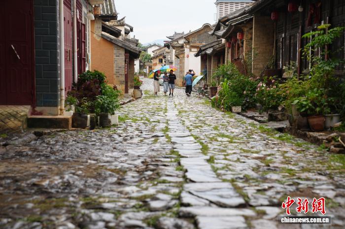 走进云南驿：探寻茶马古道与抗战记忆的交汇