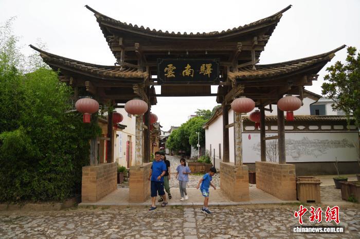 走进云南驿：探寻茶马古道与抗战记忆的交汇