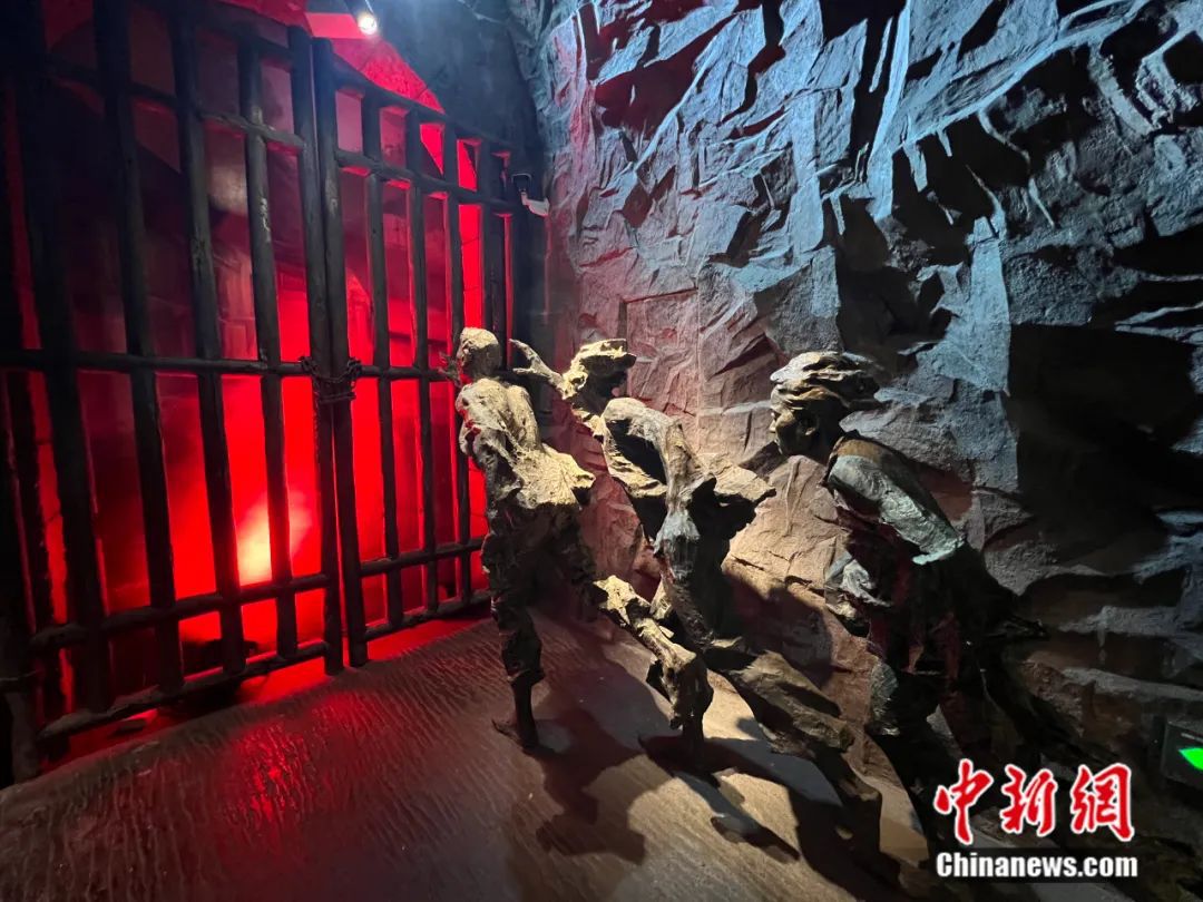 重走抗战路，一定要去一趟重庆大轰炸惨案遗址！