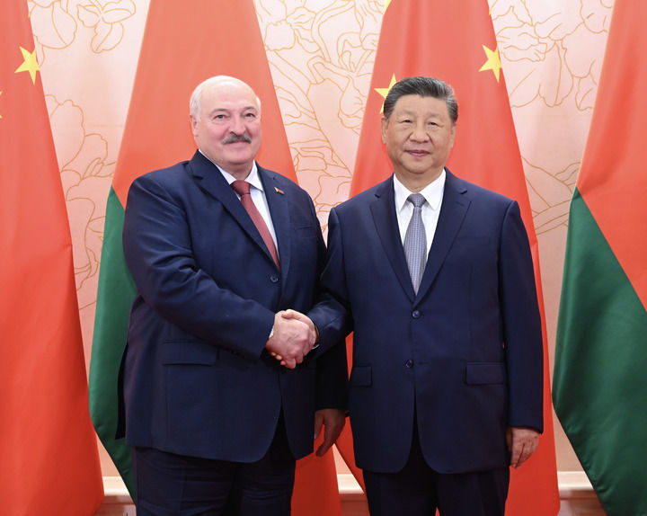 上合组织天津峰会|习近平会见白俄罗斯总统卢卡申科 上合组织天津峰会|习近平会见白俄罗斯总统卢卡申科
