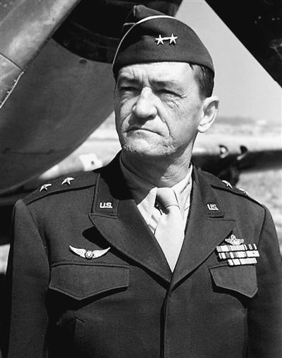 习近平曾为这些援华抗战的国际友人点赞 习近平曾为这些援华抗战的国际友人点赞