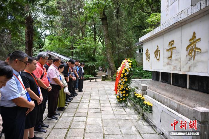 第十二届世界云南同乡会：海外媒体与侨胞代表共忆南洋华侨机工历史