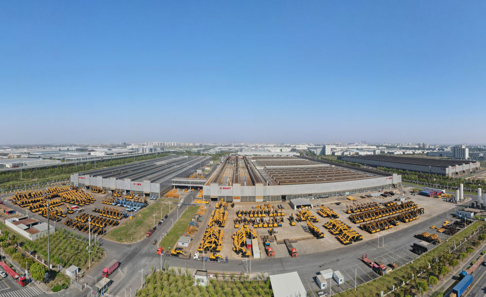 为基本实现社会主义现代化奠定更加坚实的基础——《中共中央关于制定国民经济和社会发展第十五个五年规划的建议》诞生记