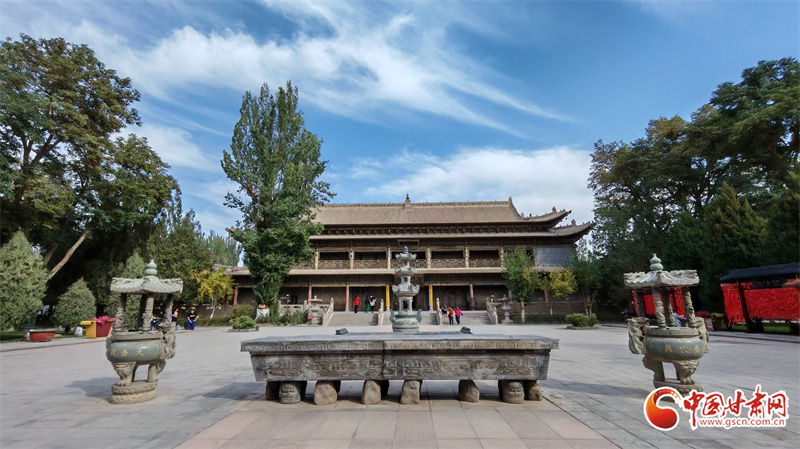 何以中国·壁画里的中国|张掖大佛寺:丝路艺术瑰宝与交融坐标