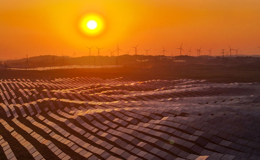 四中全会精神解读·市场最前沿|一度电的担当！新型电力系统让绿能“超长续航”