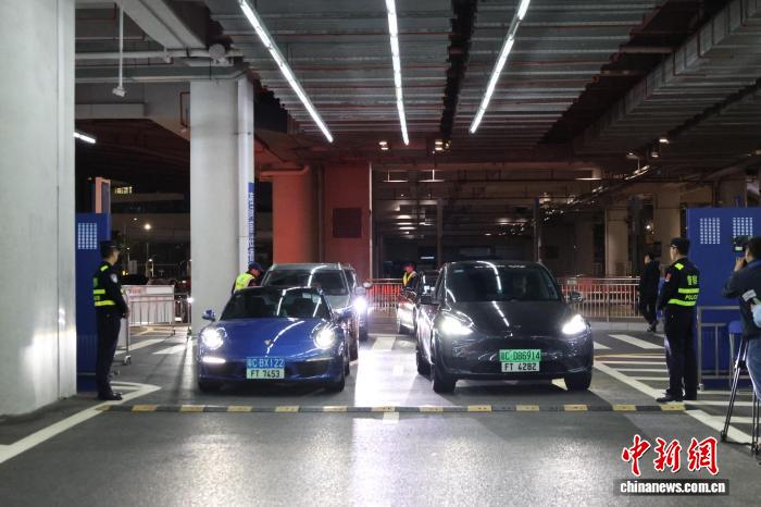 “硬联通”叠加“软联通” 香港参与大湾区建设向“心”而行