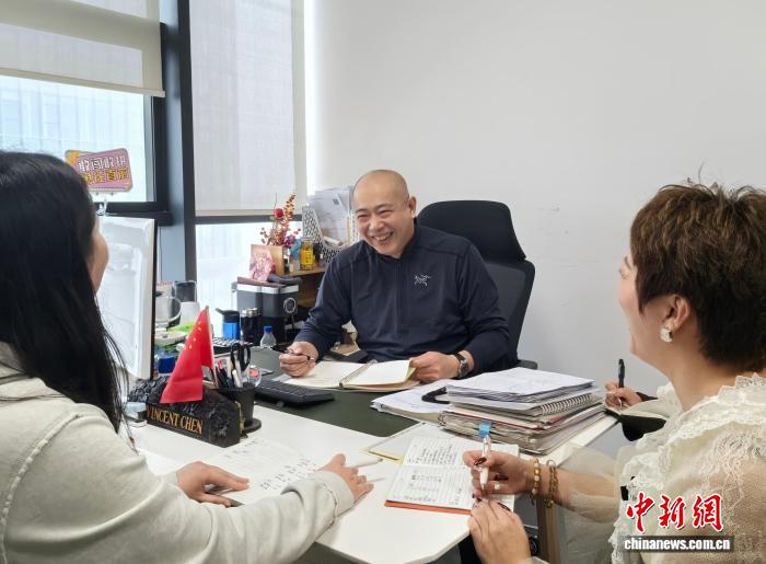 (新春见闻)跨越山海“摆渡人”:台胞陈相东的“新疆故事”