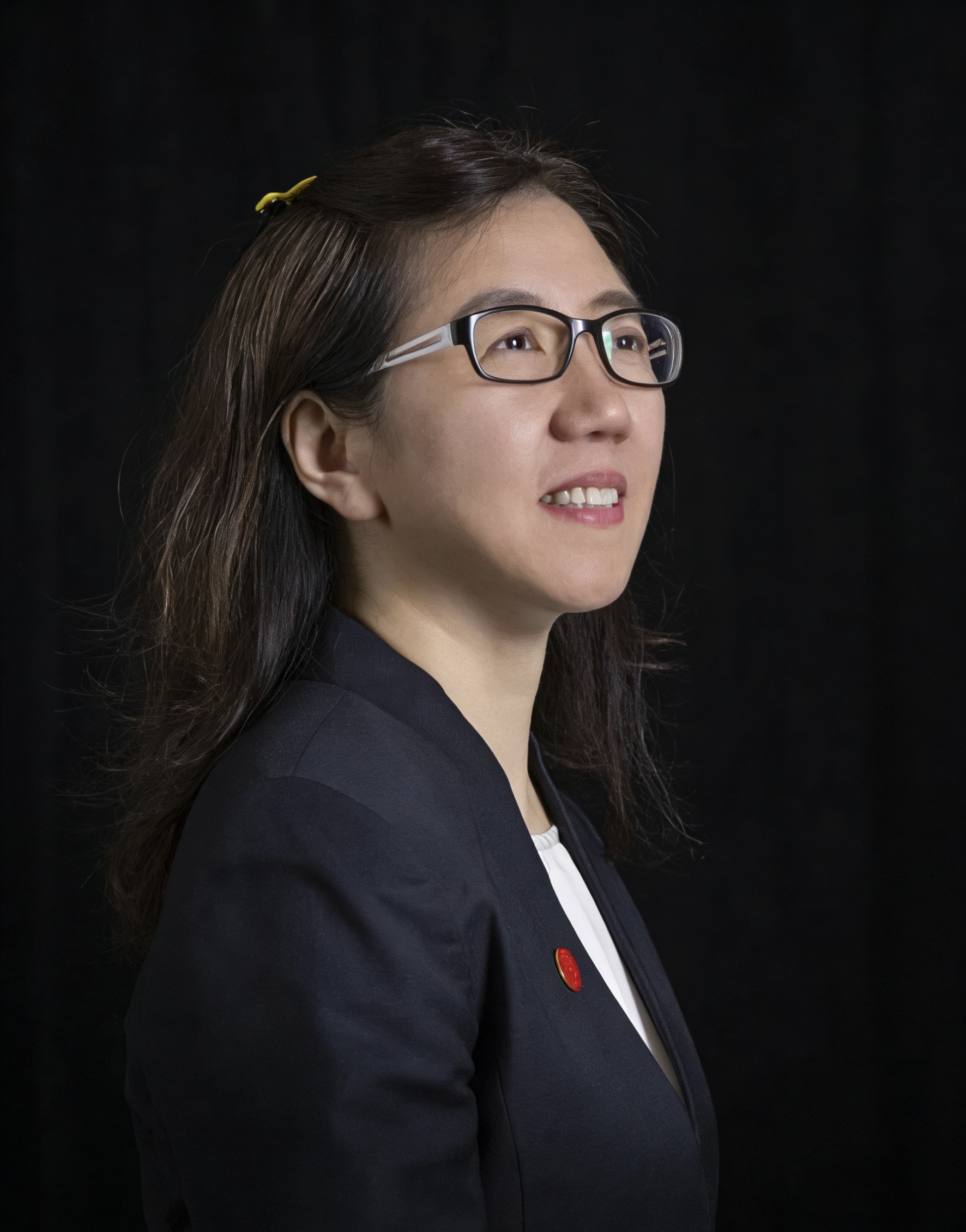 【迎两会·说说我的履职故事】李颖委员:让绿色航运驶向可持续未来 【迎两会·说说我的履职故事】李颖委员:让绿色航运驶向可持续未来