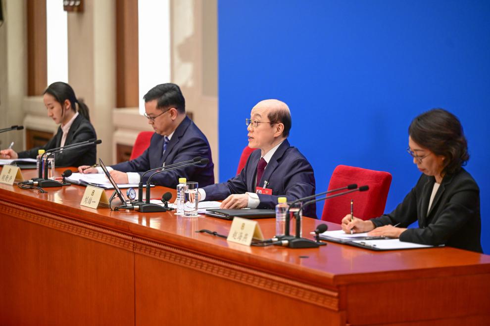 全国政协十四届四次会议举行新闻发布会