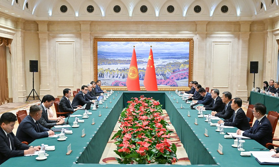 丁薛祥出席第九届中国-亚欧博览会开幕式并会见与会外国政要