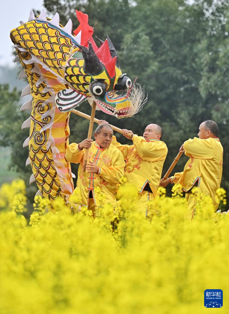 新春走基层｜75岁老人的龙舞人生