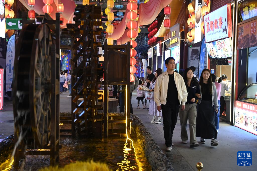 兰州“夜经济”带火文旅市场