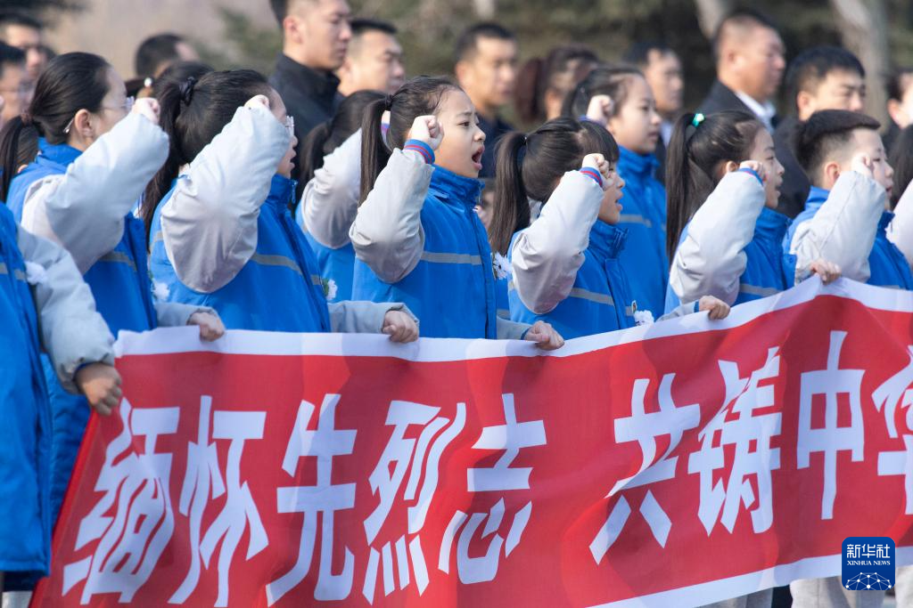 清明祭扫缅怀革命先烈