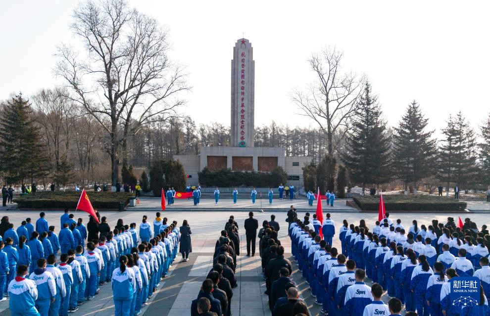 清明祭扫缅怀革命先烈