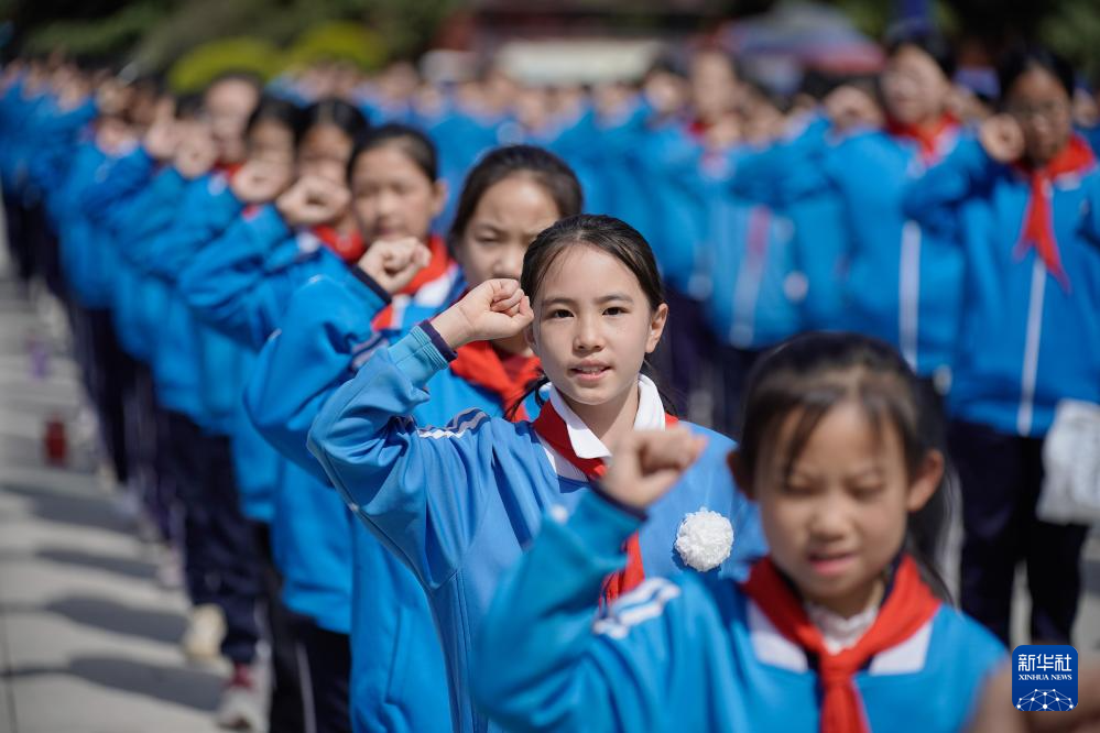 清明祭扫缅怀革命先烈