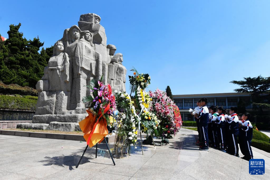 清明祭扫缅怀革命先烈