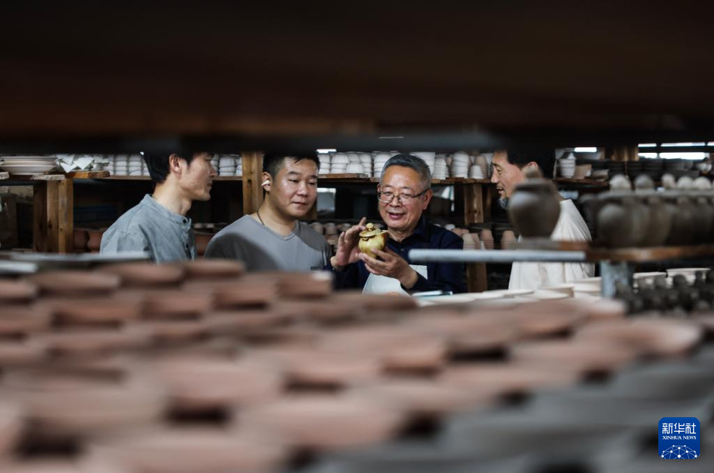 传承创新 千年婺州窑重放异彩