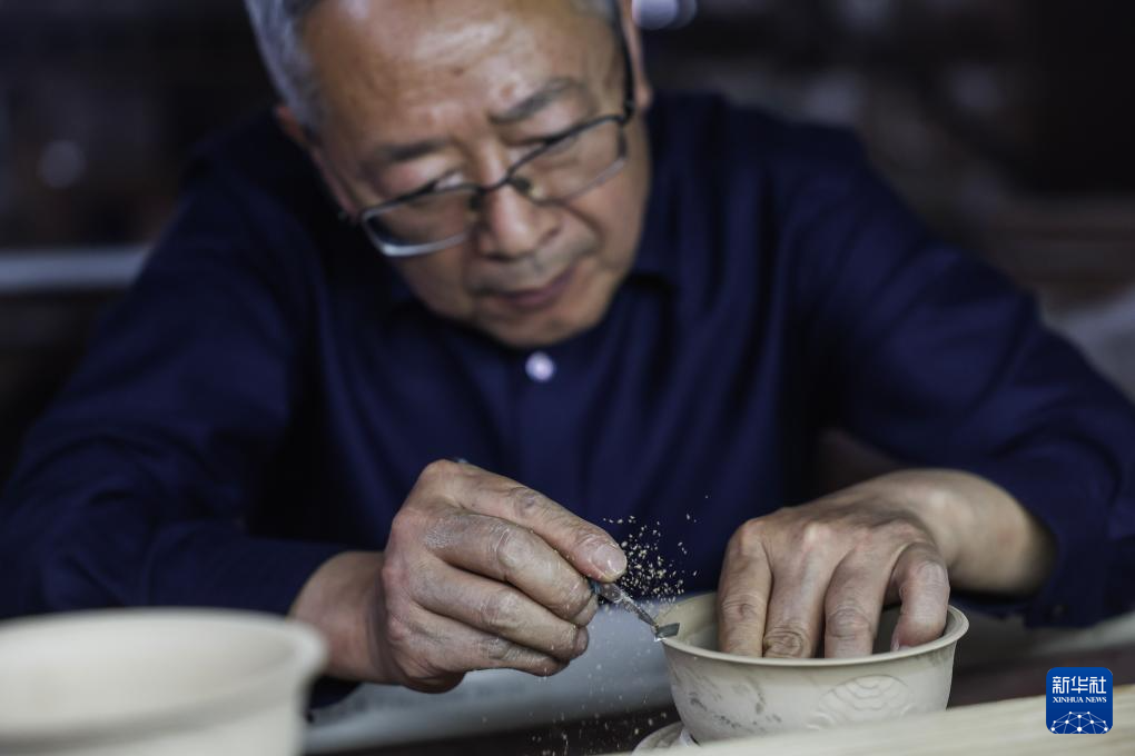 传承创新 千年婺州窑重放异彩