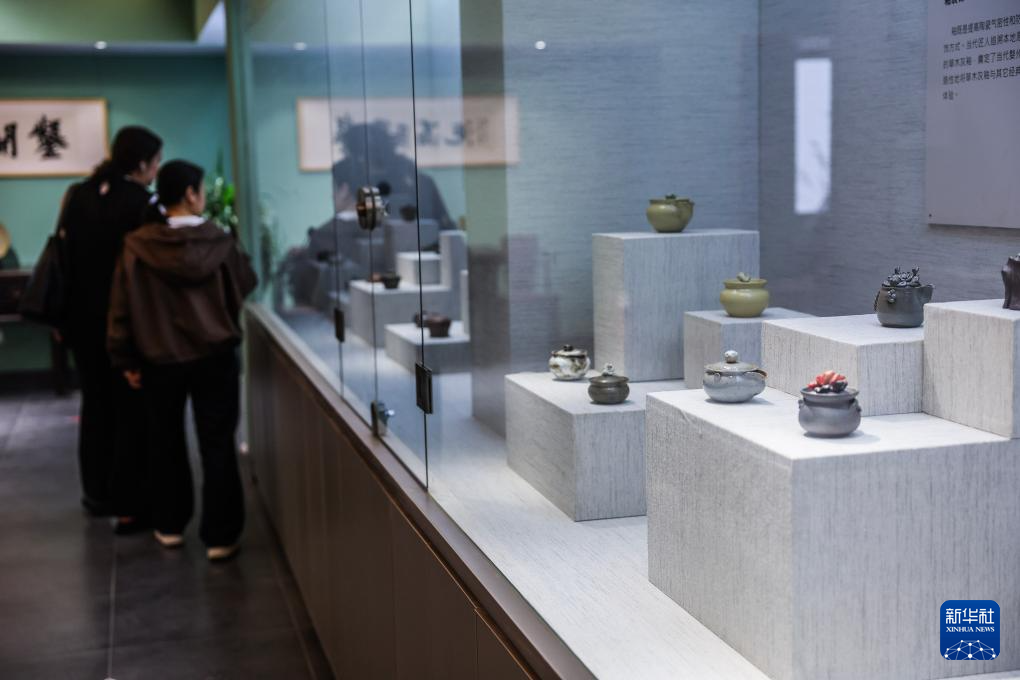 传承创新 千年婺州窑重放异彩