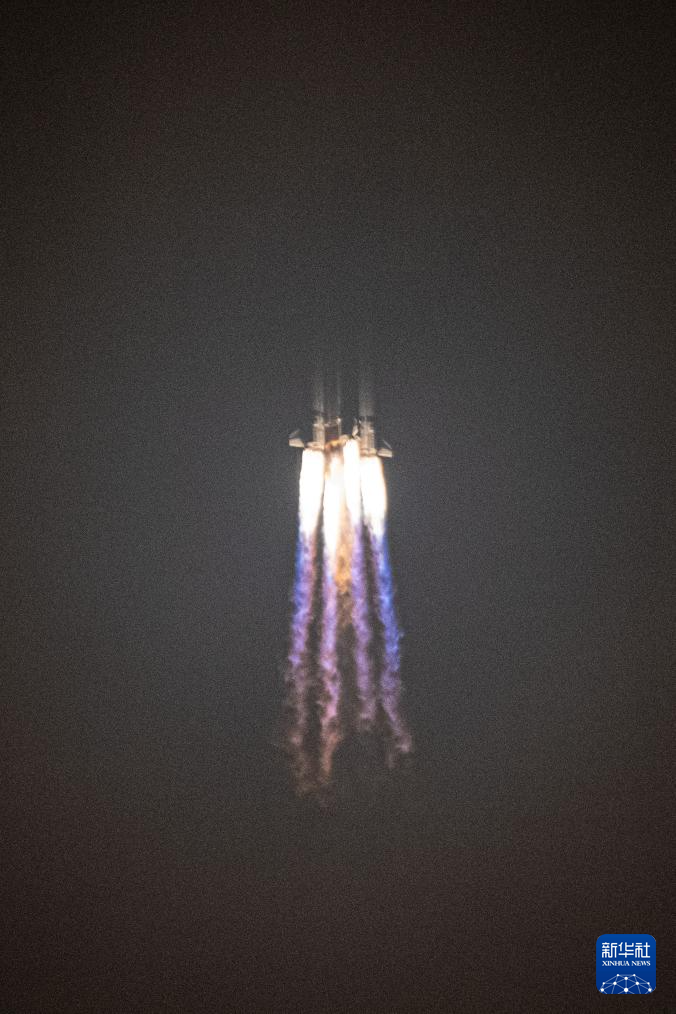 我国成功发射卫星互联网低轨卫星