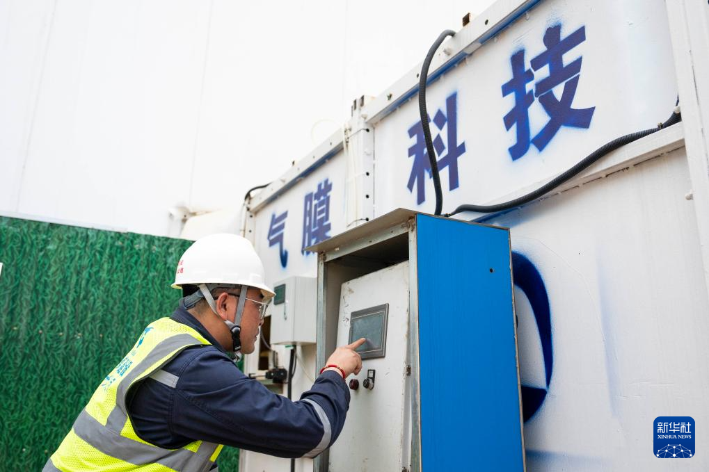 探访我国首批五座9000吨级气膜粮仓